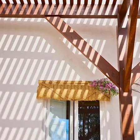 Farm stay Cortijo La Loma By Olivencia La Isleta del Moro
